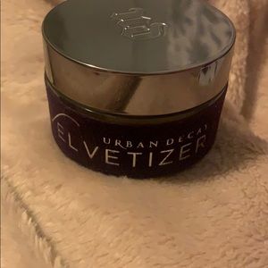 Urban decay the velvetizer